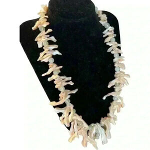 Vintage shell & bead statement necklace with silver toggle closure